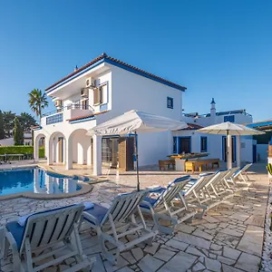 Villa Amaris By Atlantic Places, Albufeira